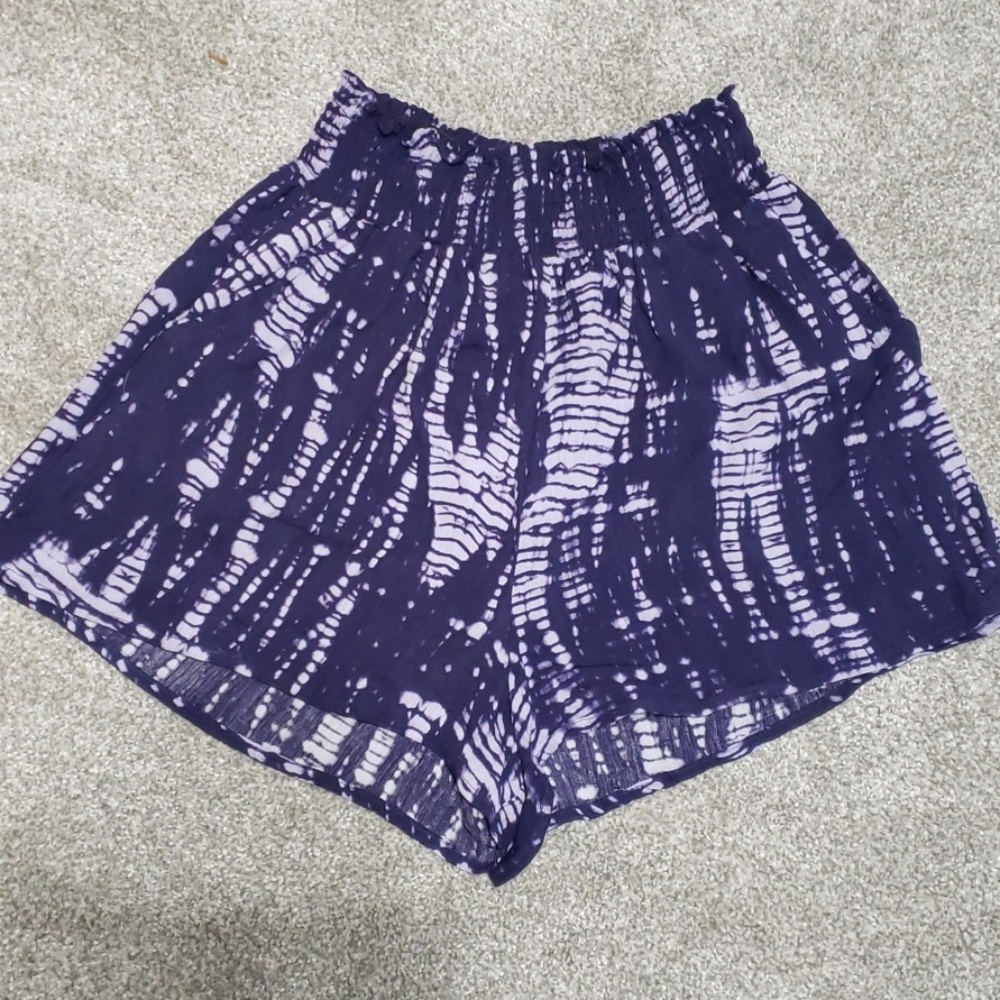 Purple tie-dye leisure shorts w/ pockets
